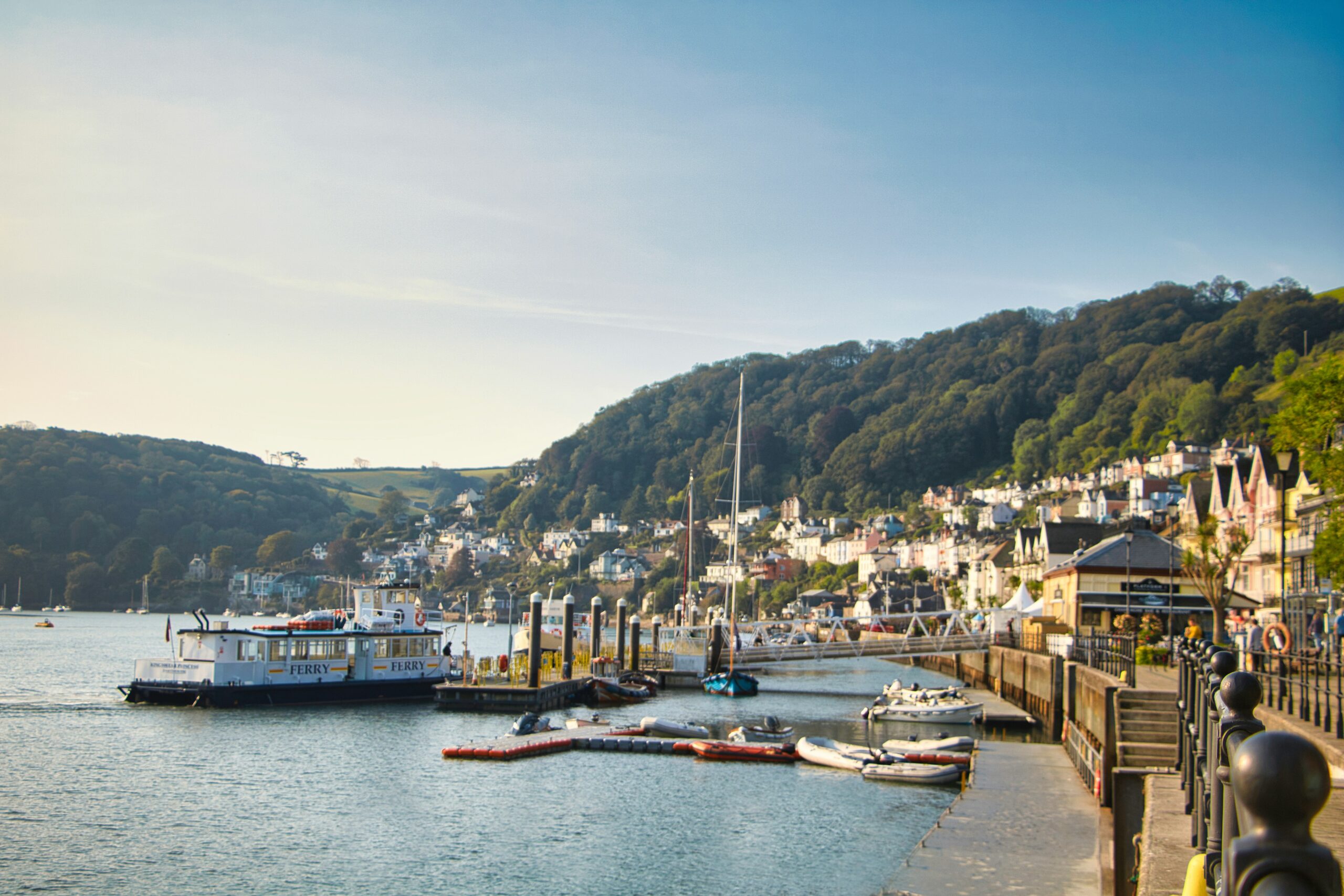 dartmouth-zach-pickering-unsplash